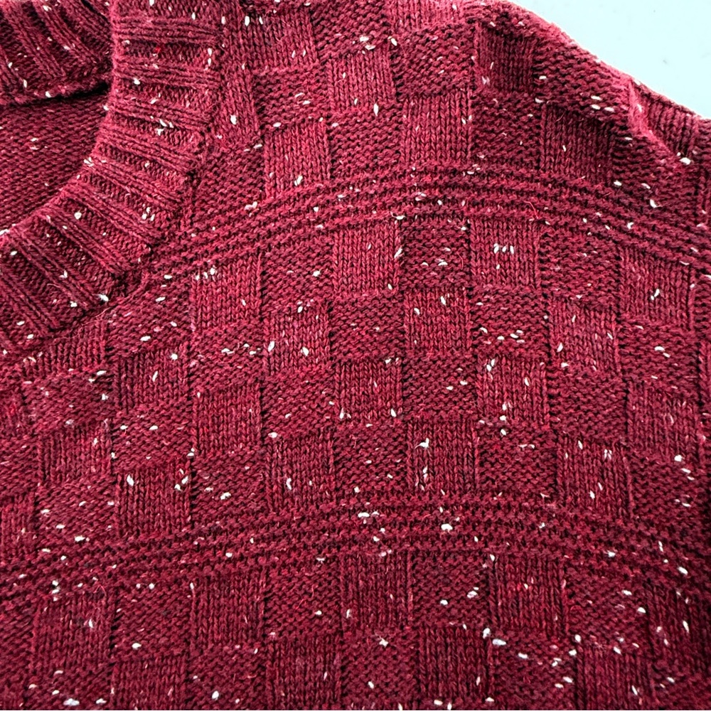 Dockers Textured Checkerboard Pattern Burgundy Sweater, Men's Size Large, NWT - Picture 3 of 16